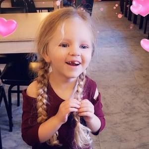 Meet your Posher, Clinton